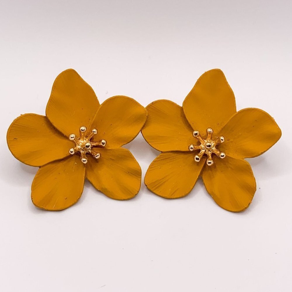 Cute and Fun Handmade and painted clay earrings - Yellow Flower Gold Tone